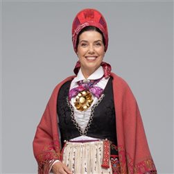 Vase til bunad fra Vest-Agder